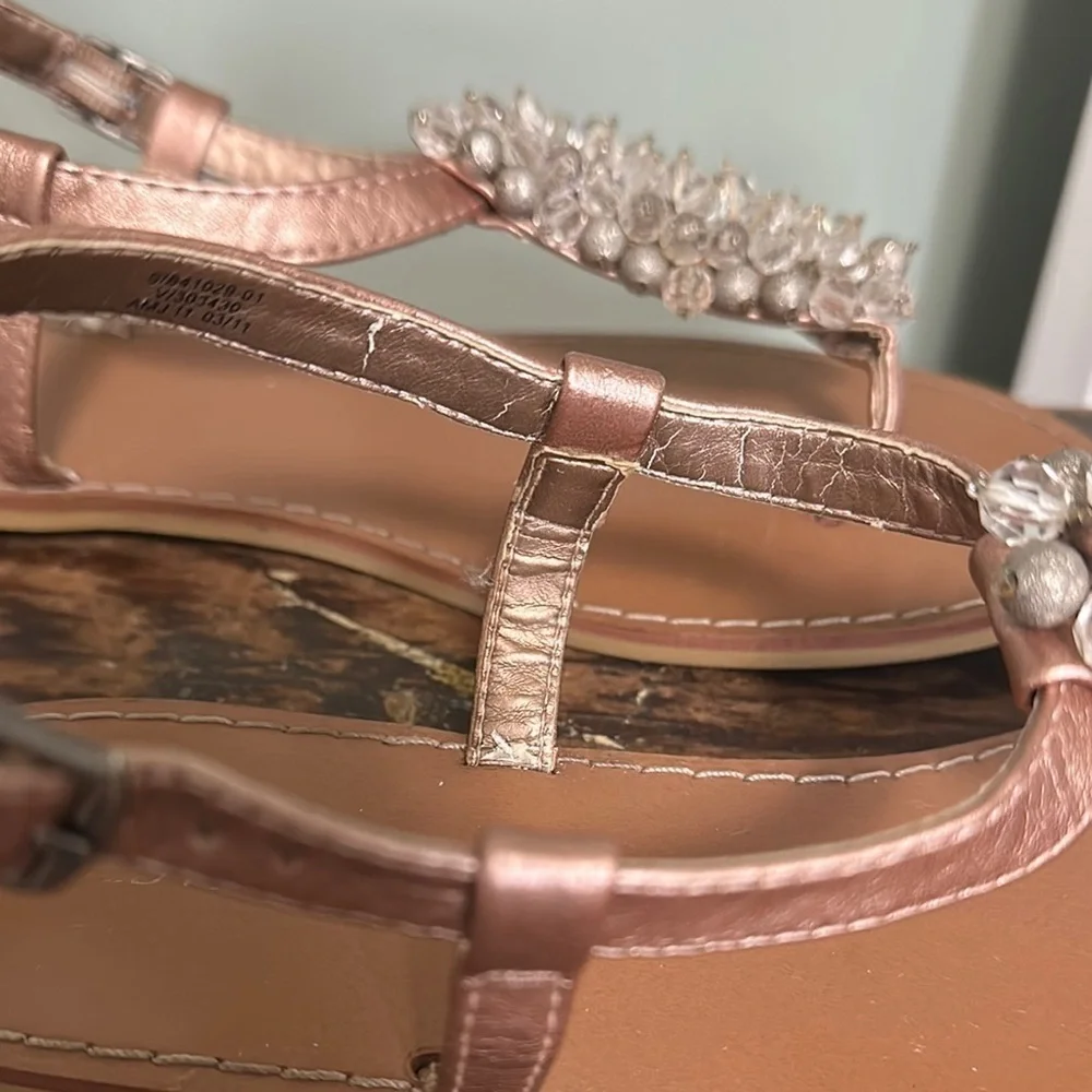 OLD NAVY Elegant Crystal Embellished Rose Gold Faux Leather T-Strap Sandals